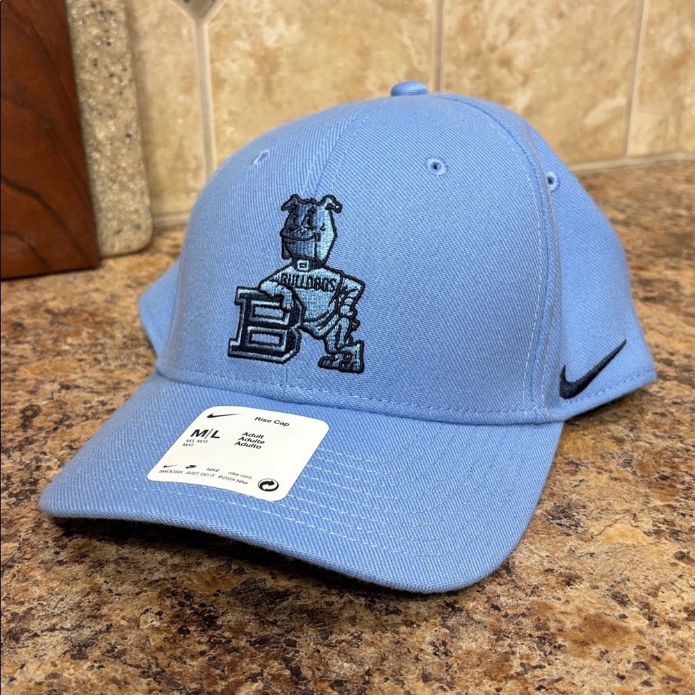 Nike DRI FIT Butler University Rise Stretch Fit Cap Size Medium/Large NWT